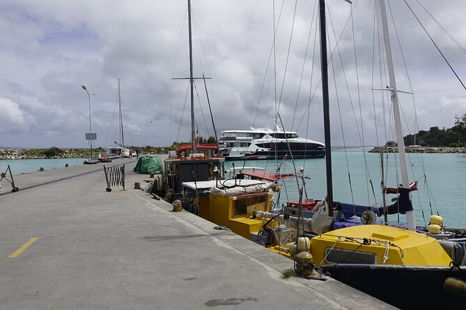 Cat Cocos: Mahe to La Digue Island Fast Ferry - Meeting Points and Boarding Times That Make or Break the Day
