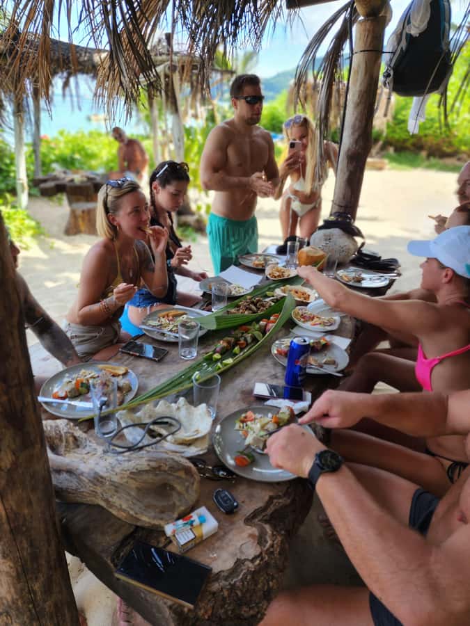 Glassbottom boat & Crystalkayak SteAnneMarinePark Snorkeling - Weather and timing reality in Seychelles