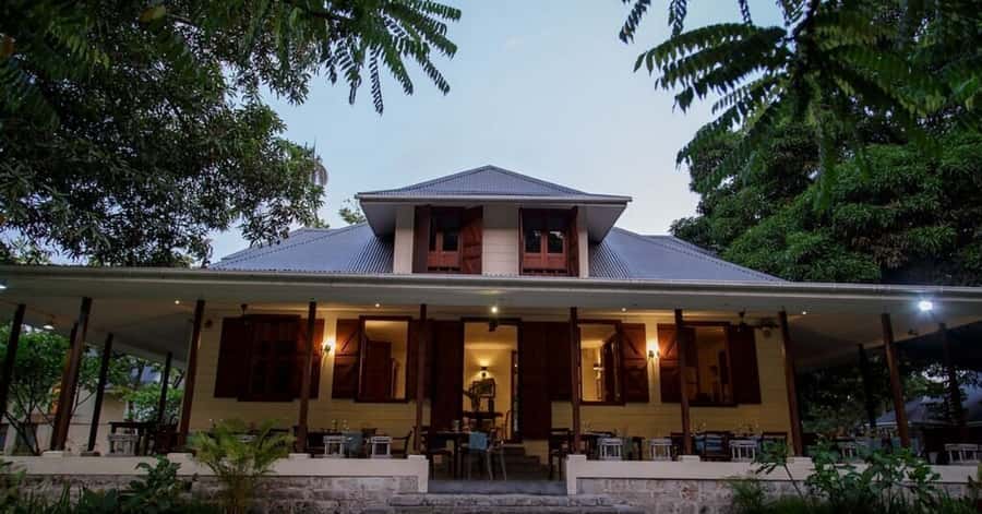 Mahé: Private Customizable Full-Day Tour with Hotel Pickup - Mission Lodge Lookout: west-coast views and a royal tea moment