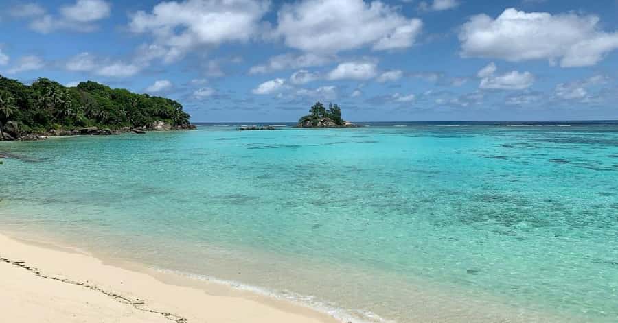 Mahé: Private Customizable Island Tour with Hotel Transfer - Beaches: where you should slow down (and where to choose carefully)