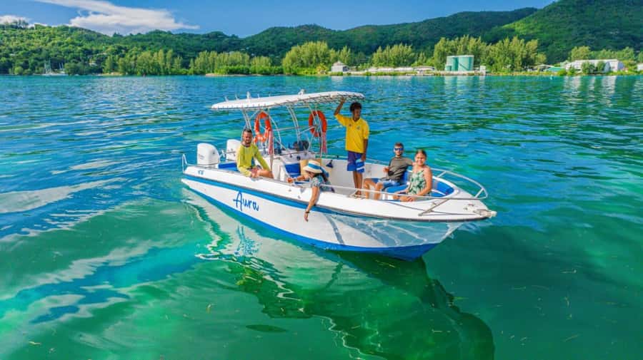 Praslin: Curieuse & St-Pierre Boat Adventure with Snorkeling - Key highlights worth planning for