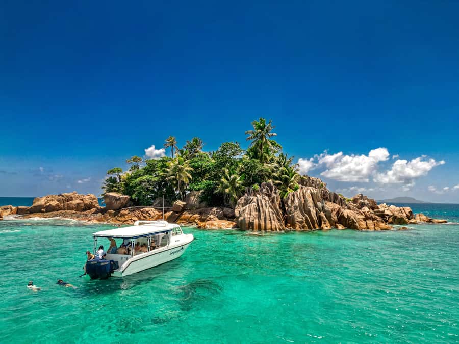 Praslin: Curieuse & St. Pierre Full-Day Boat Trip with Lunch - A speedboat day that links St. Pierre, Curieuse, and one perfect lunch break