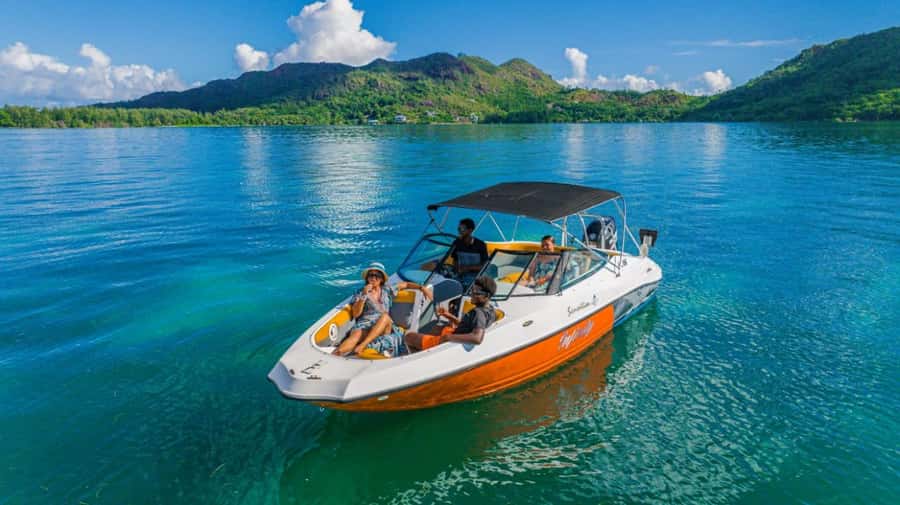 Praslin: Curieuse & St Pierre Island Day Trip with Barbecue - Key highlights