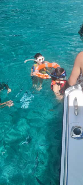 Praslin: Curieuse StPierre Guided Tour, BBQ & 2x Snorkeling - BBQ Lunch on Curieuse: Simple, Tasty, and Surprisingly Special