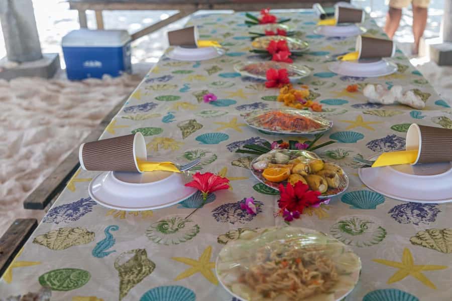 Praslin: Sister & Coco Island Full-Day Cruise and Creole BBQ - Coco and Félicité Snorkeling: Coral Reefs and Turtle Odds