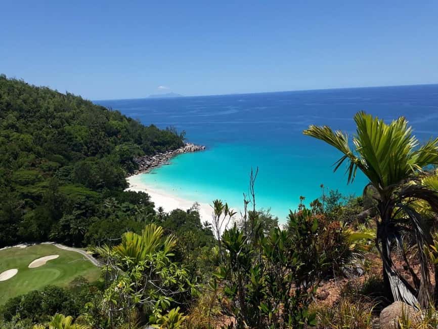 Praslin : Tour (Shared) - Mt Plaisir down to Anse Lazio, the short hike that changes the mood