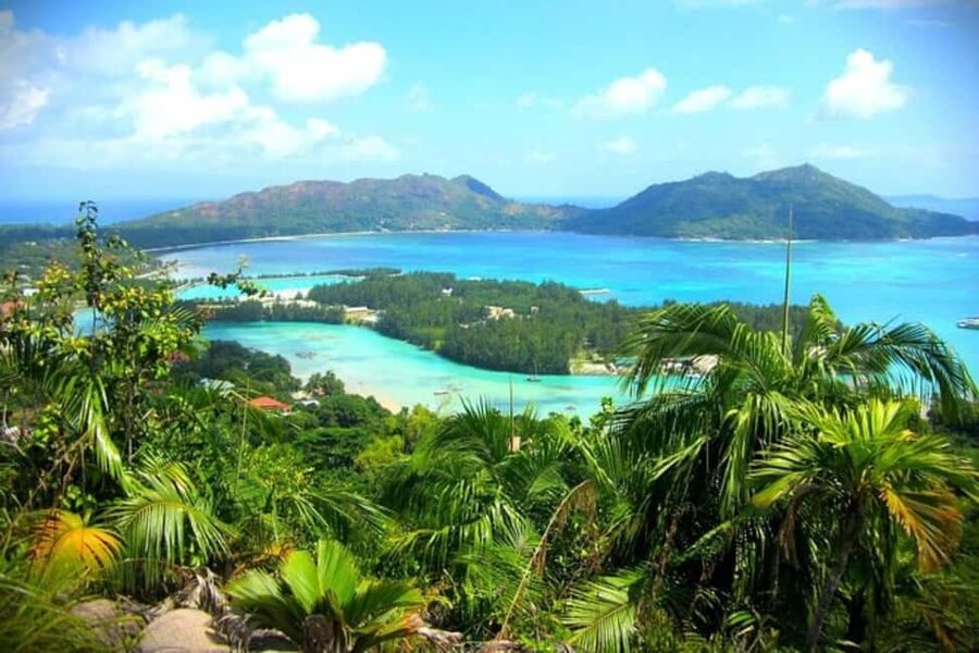 Praslin : Tour (Shared) - Logistics that matter on Praslin: shoes, sunscreen, and how to stay comfortable