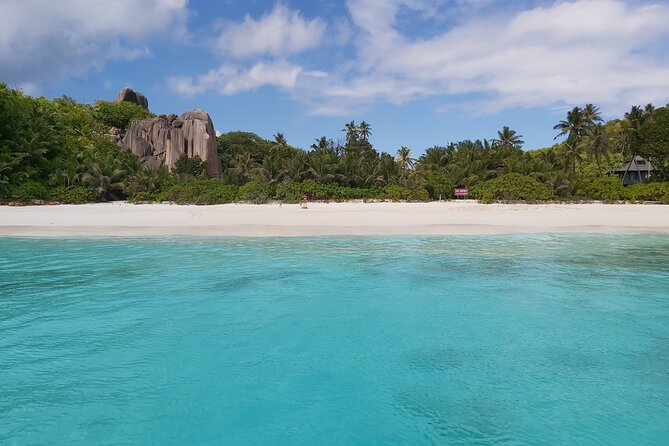 Private Seychelles Islands Tour by Boat with snacks & drinks - Price and Value: Is $261.71 Per Person Fair?