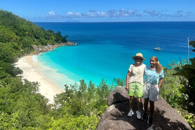 Private Tour of Praslin Island Seychelles - Pick-up, the 9:00 am start, and how the day actually flows