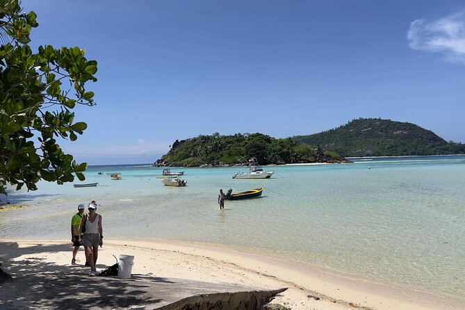 Private Transfer in Seychelles - Value for Money: $70.47 Per Group Up to 4
