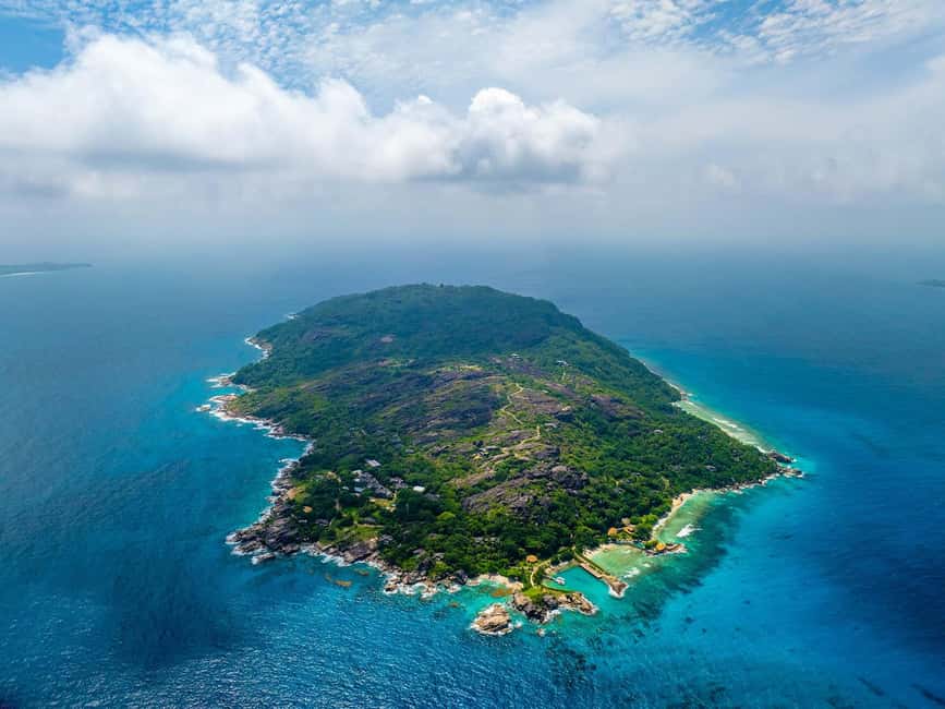 Sister, Coco, and Felicite Island: Seychelles Catamaran Tour - Quick hits on Sister, Coco, and Félicité